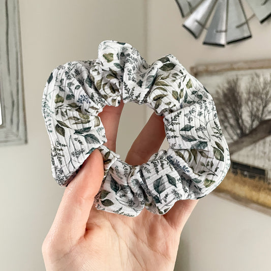 Greenery Scrunchie