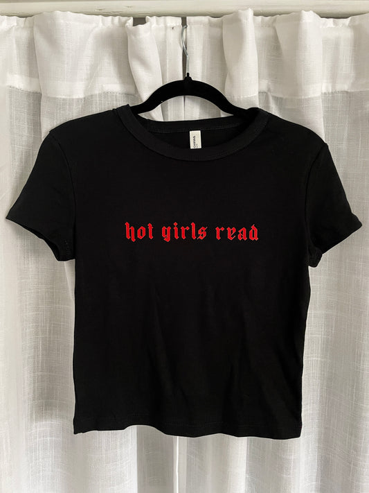 Hot Girls Read Cropped Tee *preorder*