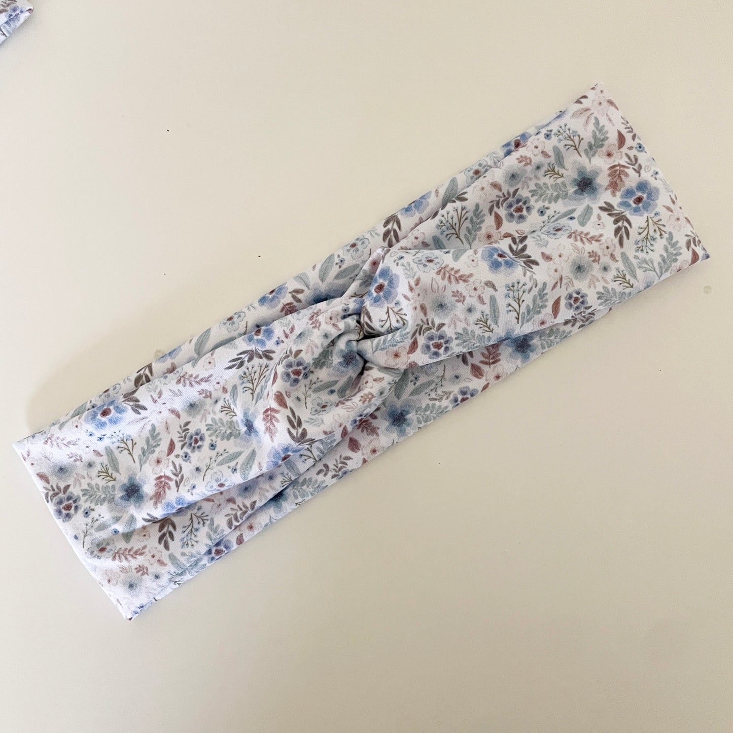 Vintage Floral Twist Headband